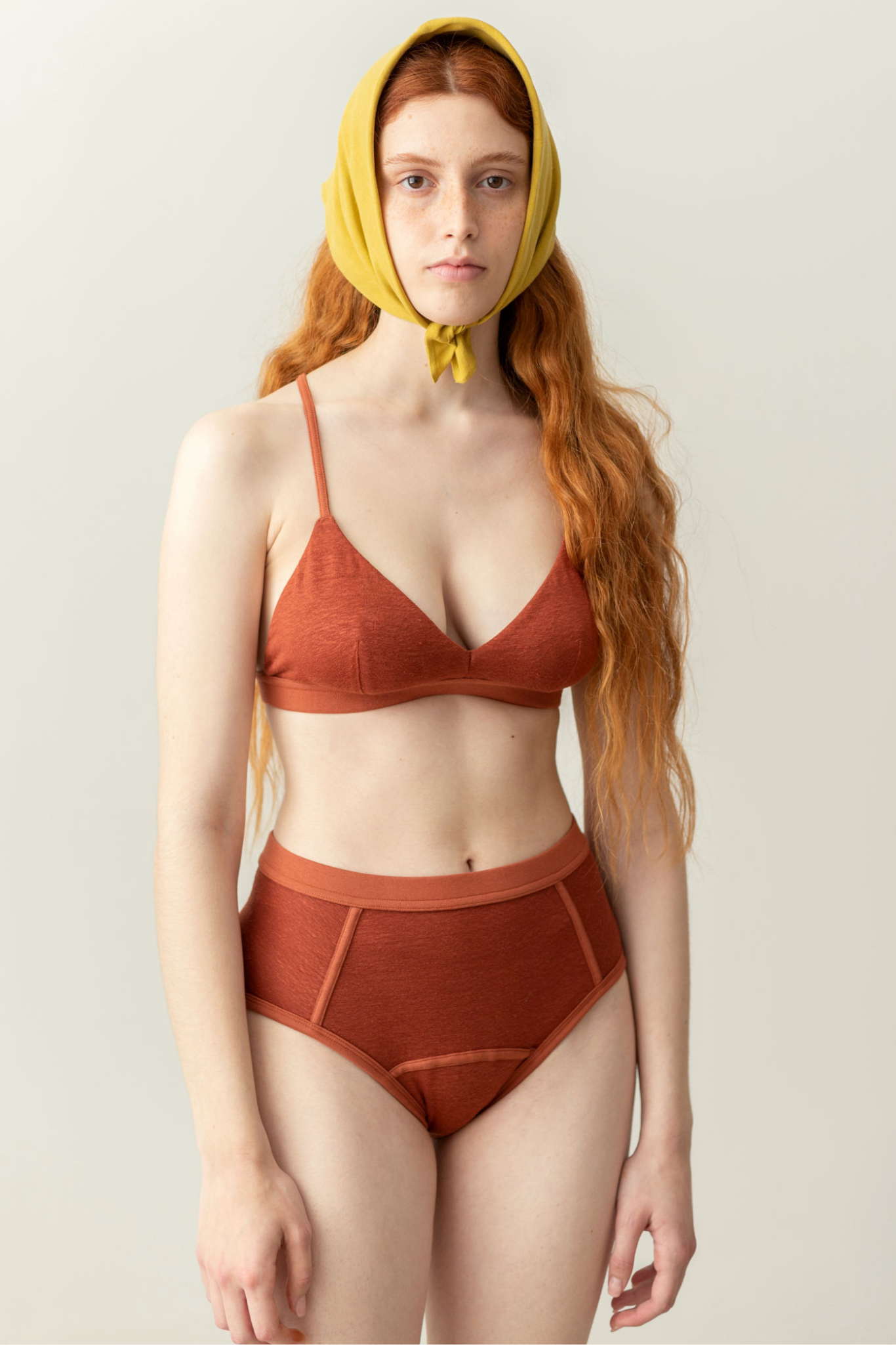 Cinto High Brief