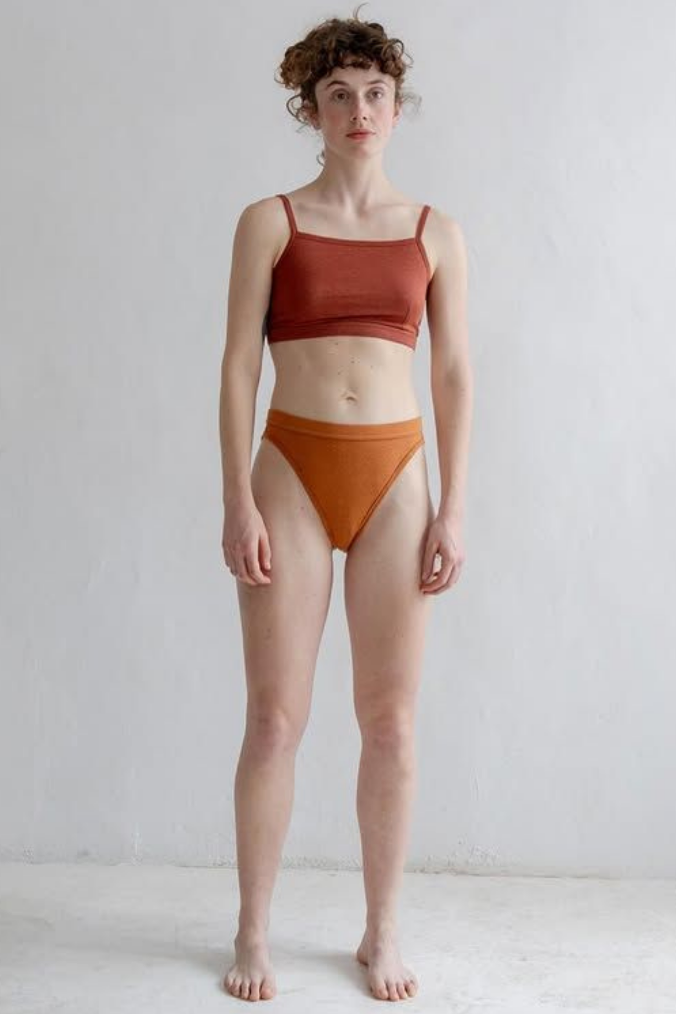 Halti Crop Top